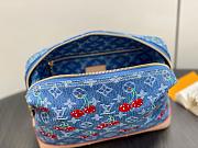 LVxTM Cosmetic Pouch GM Monogram Cherry Denim M13893 - 27x18x9cm - 6