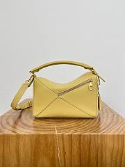 Loewe Small Featherlight Puzzle Bag In Nappa Lambskin Yellow - 24x16.5x10.5cm - 4