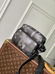 LV Nil Messenger Damoflage Black Canvas M14988 - 25x17.5x11cm - 4