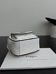 Chanel Mini Backpack Lambskin White & Black - 18x13x9cm - 5