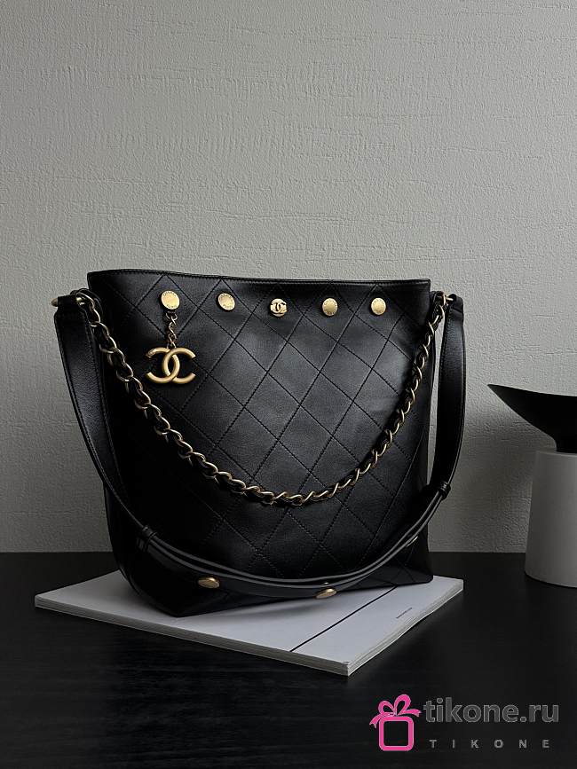 Chanel Large Bucket Bag Shiny Lambskin Gold Tone Metal Black - 31x28x15cm - 1