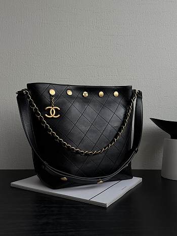 Chanel Large Bucket Bag Shiny Lambskin Gold Tone Metal Black - 31x28x15cm
