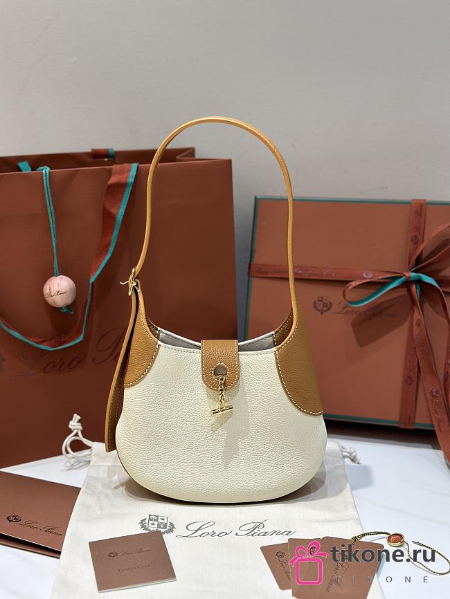 Loro Piana Small Bobbin Bag Calfskin Whisper White Wheat Bran - 19x6x16cm - 1