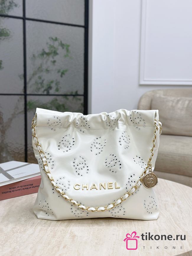 Chanel 22 Handbag Shiny Calfskin & Gold Tone Metal White - 42x36x8cm - 1
