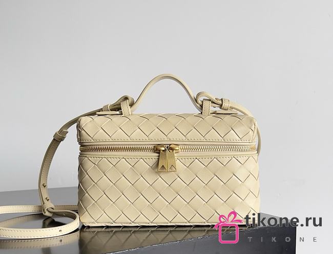 Bottega Veneta Bang Bang Vanity Case Beige - 23x12.5x4cm - 1