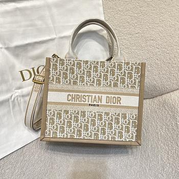 Small Dior Book Tote Natural Dior Oblique Embroidery and Calfskin - 26.5x22x14cm