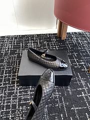 Chanel Mary Janes Lamskin/Patent Black  - 3