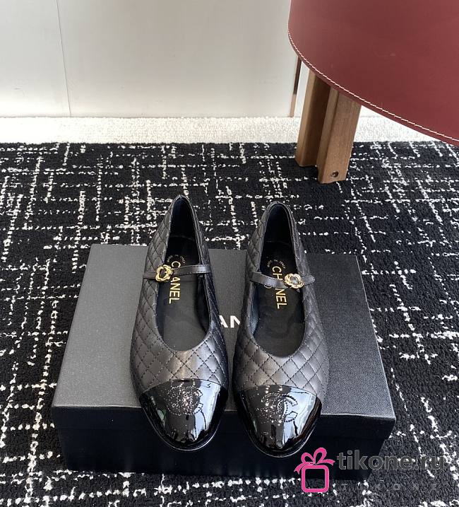 Chanel Mary Janes Lamskin/Patent Black  - 1