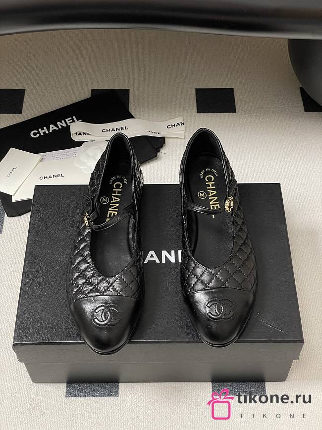 Chanel Mary Janes Aged Calfskin Black - 1