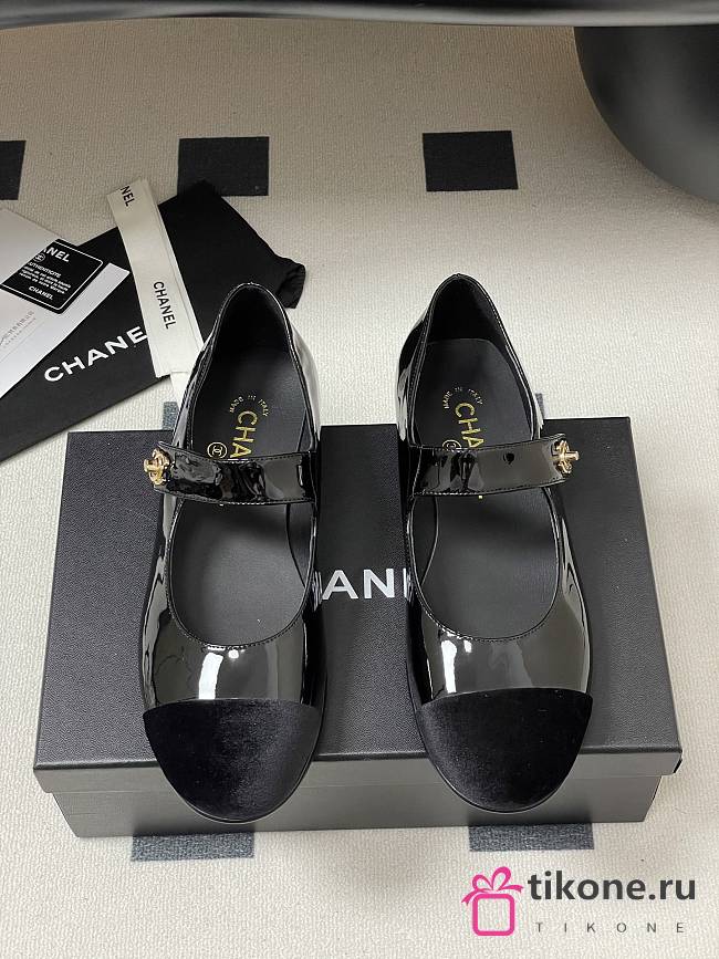 Chanel Mary Janes Patent Calfskin Velvet Black - 1