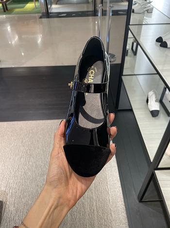 Chanel 25 Mary Janes Patent Calfskin Velvet Black