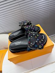 LVxTM Pool Pillow Flat Comfort Mule Multicolored Nylon Black 1AGVRB - 4