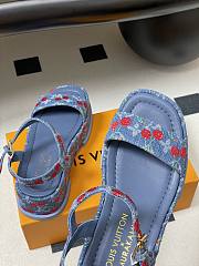 LVxTM Maya Platform Sandal Monogram Cherry Denim 1AHNYD - 6