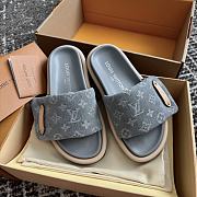 LV Pool Pillow Flat Comfort Mule Gray Monogram Denim 1AGUZY - 2