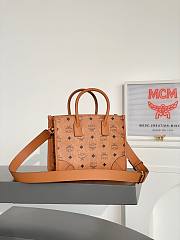 MCM Munchen Tote In Visetos Small Cognac - 24x11x19cm - 5