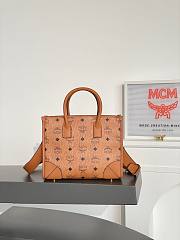 MCM Munchen Tote In Visetos Small Cognac - 24x11x19cm - 3