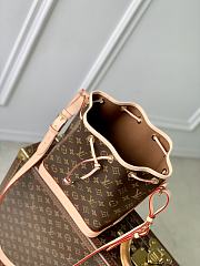 LV Noe BB Monogram M46983 - 24x15x22cm - 6