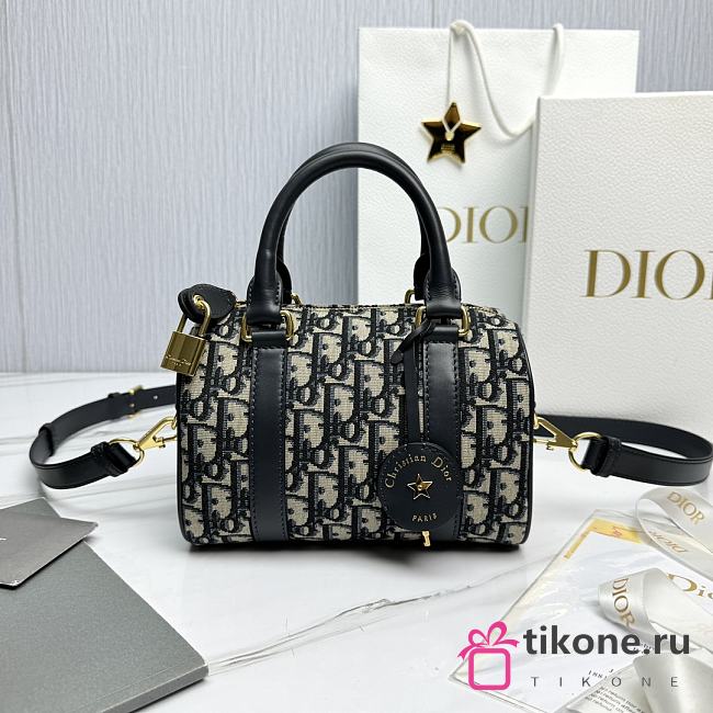 Dior Groove 20 Bag Blue Dior Oblique Jacquard - 20.5x13.5x12cm - 1