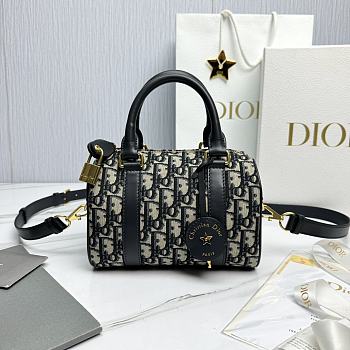 Dior Groove 20 Bag Blue Dior Oblique Jacquard - 20.5x13.5x12cm