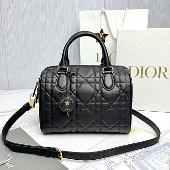 Dior Groove 25 Bag Black Macrocannage Calfskin - 25x19x16cm