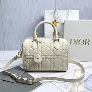 Dior Groove 25 Bag White Macrocannage Calfskin - 25x19x16cm - 3