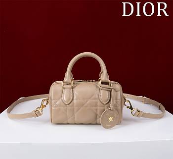 Dior Groove 17 Nano Bag Biscuit Macrocannage Calfskin - 17x10x8cm