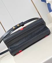 LVxTM Twist MM Epi Leather Black M14094 - 23x16x8cm - 3
