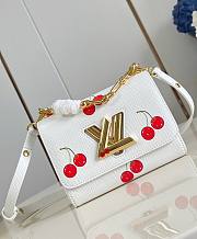 LVxTM Twist PM Epi Leather M13239 White - 19x15x7cm - 1