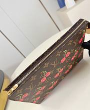 LVxTM Toiletry Pouch Cherry Monogram M14372 - 20x25x5.5cm - 4