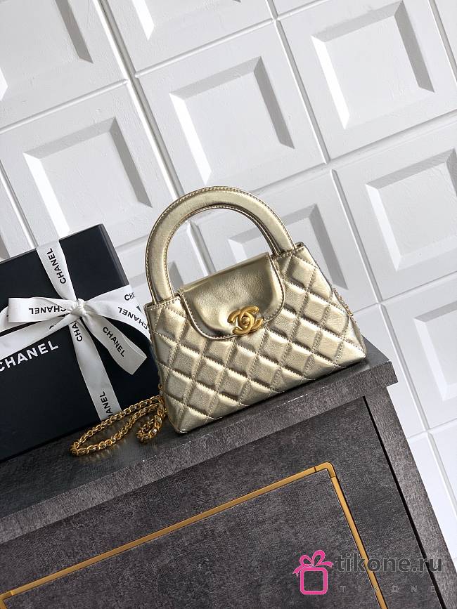 Chanel 25 Metallic Calfskin Gold Kelly Bag - 13x19x7cm - 1