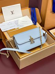 LV Wallet On Chain Bloom - 20x11.5x4cm - 5