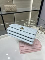 Chanel Clutch With Chain Grained Calfskin & Gold-Tone Metal Light Blue - 19cm - 4