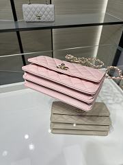 Chanel Clutch With Chain Grained Calfskin & Gold-Tone Metal Light Pink - 19cm - 6