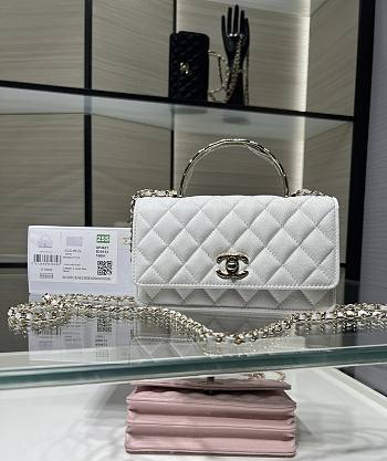 Chanel Clutch With Chain Grained Calfskin & Gold-Tone Metal White - 19cm