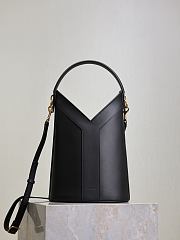 YSL Y Top Handle Bucket In Leather Black - 25x22-34x3-15cm - 5