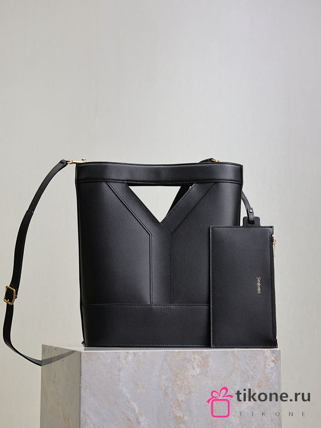YSL Y Small Bucket in Black - 29.5×23×3-8.5cm - 1