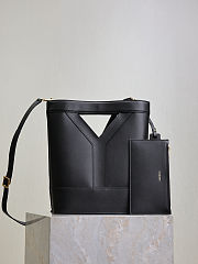 YSL Y Small Bucket in Black - 29.5×23×3-8.5cm - 1
