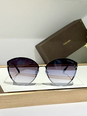 TomFord Evangeline Sunglasses Palladium FT1106