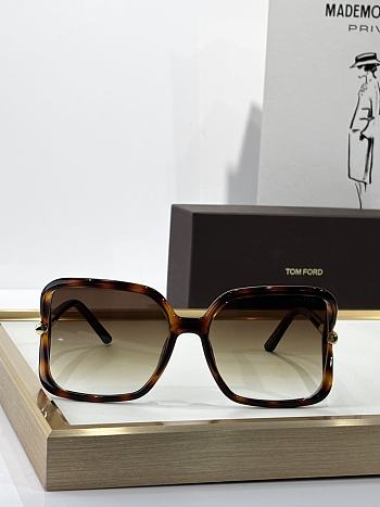 TomFord 1089 Solange 