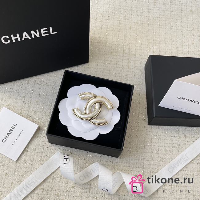 Chanel Brooch 19303 - 1