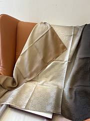 Gucci GG Silk Jacquard Scarf in Gray - 90x90cm - 4
