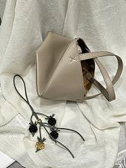 Loewe Berry Charm In Classic Calfskin Black  - 4