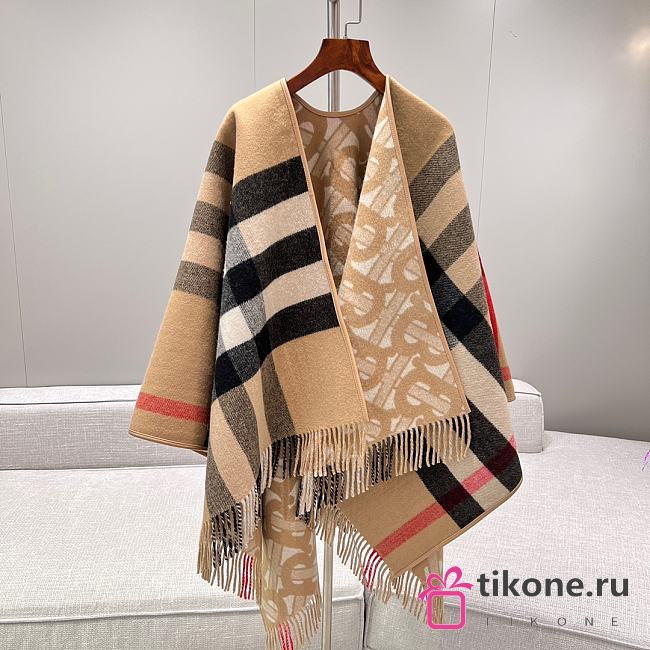 Bubberry Reversible Monogram Wool Cashmere Jacquard Cape Beige - 155x130cm - 1