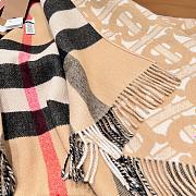 Bubberry Reversible Monogram Wool Cashmere Jacquard Cape Beige - 155x130cm - 6