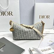 Diorstar Hobo Bag with Chain Blue Dior Oblique Chambray with Raffia Effect and Light Biscuit Smooth Calfskin - 22x14.5x10cm - 3