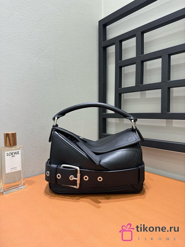 Loewe Small Puzzle Biker Bag in Shiny Calfskin Black - 24x16.5x10.5cm - 1