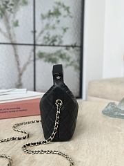 Chanel 25A Hobo Caviar Leather Black - 21.5x19x6cm - 5