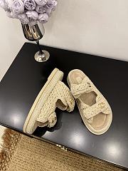 Chanel 25 Sandals Crochet Beige - 2