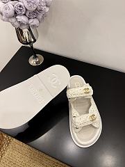 Chanel 25 Sandals Crochet White - 4