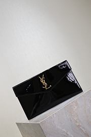 YSL Uptown Pouch In Patent Leather Black - 27x16x2cm - 5